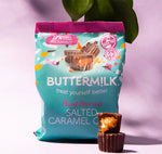 image cup Buttermilk caramel salé avec cup ouvert et caramel coulant