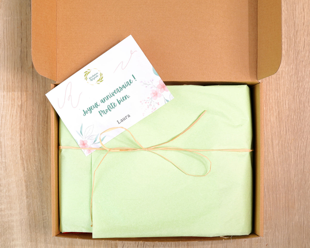 Carte personnalisée dans la box cadeau vegan